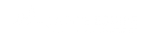 LA-FINE-EQUIPE-logo2020-traiteur-chef-adrien-bacqueville-ecriture-blanc